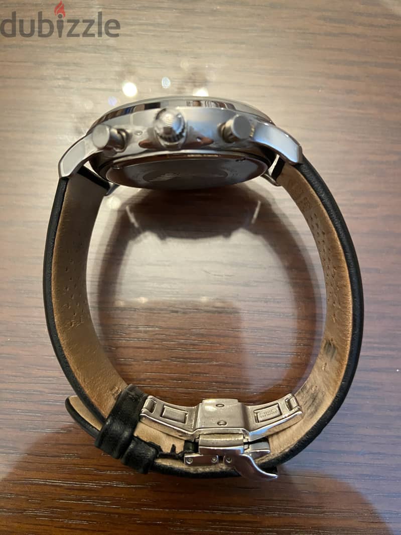 Armani watch perfect condition 3