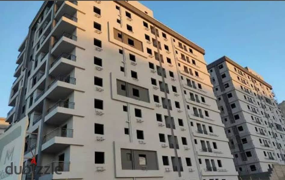 Apartment for sale on the ground floor and Garden in Zahraa Maadi, Divide into New Degla, next to Wadi Degla Club, in installments 4