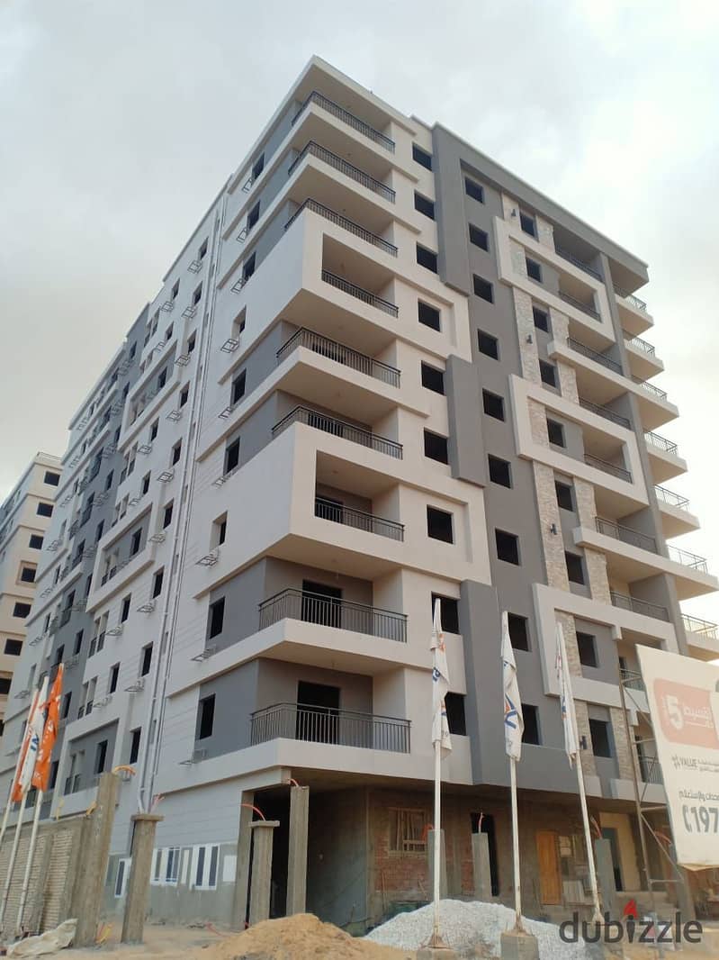 Apartment for sale on the ground floor and Garden in Zahraa Maadi, Divide into New Degla, next to Wadi Degla Club, in installments 5