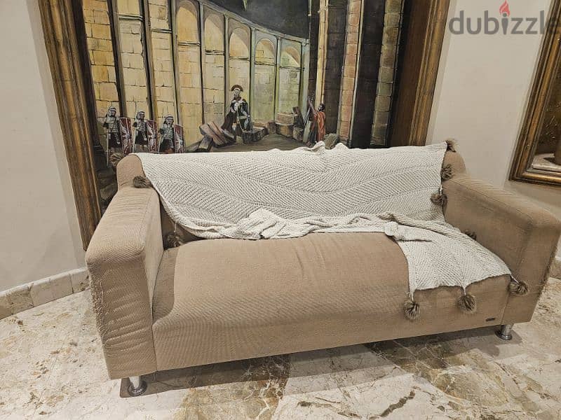 كنبه بيج استقبال Couch from Istikbal Beige 3