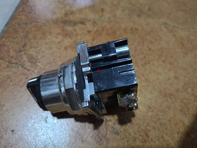 Selector Switch, 3 Position, Screw, 10250T Series 2