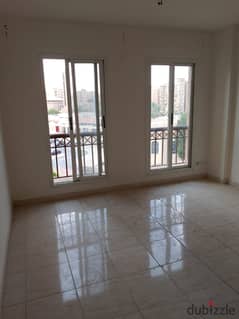 135 sqm apartment for sale in Madinaty B1, in front of the metro and services