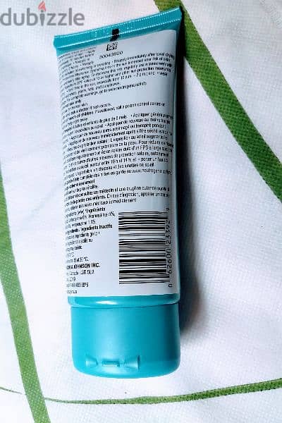 Neutrogena Hydro Boost Moisturizing Sunscreen Lotion, SPF 30, 88ml 2