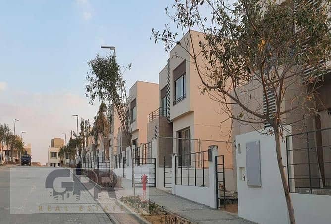 Palm Hills New Cairo   فيلا مستقلة للبيع 390  متر باقساط 8 سنين بالم هيلز التجمع الخامس 2