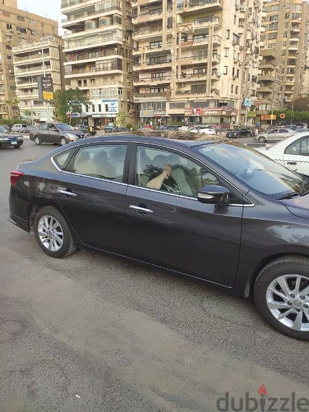 Nissan Sentra 2022 كسر زيرو 1