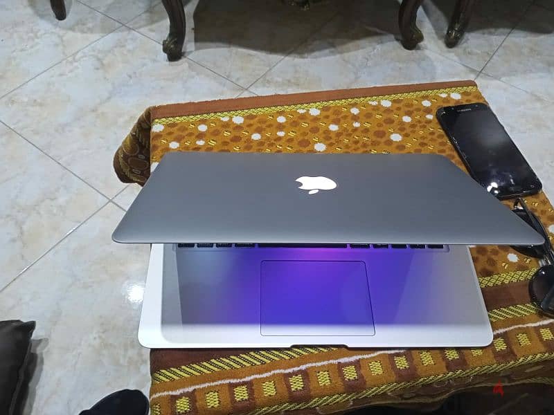 APPLE MACBOOK AIR 8