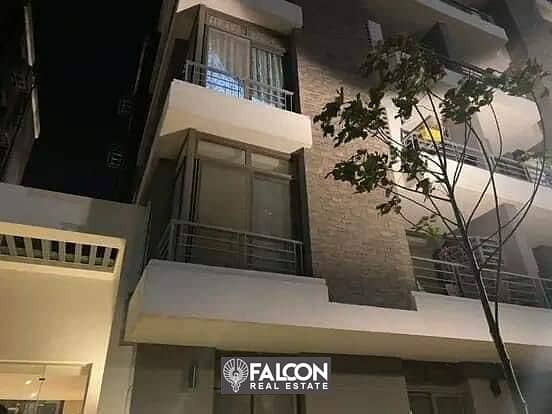 For sale, a luxurious apartment with a golf view, with a 42% discount, in front of Cairo Airport, on the Suez Road, in installments 8