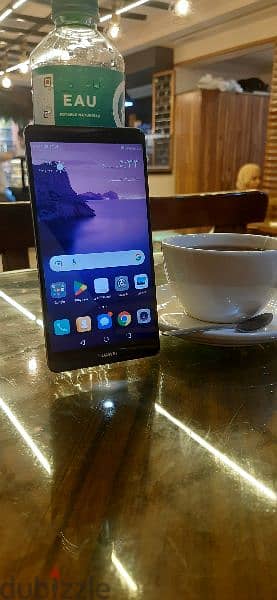 Huawei mate 8
32 جيجا رام 3/ بطاريه 4000/ شاشه 6.0 سوبر اموليد 2