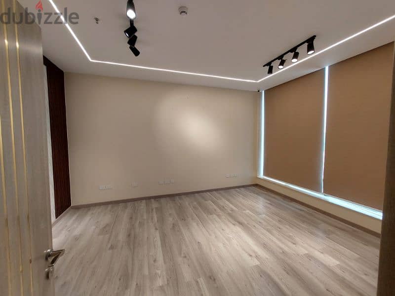 مقر اداري للايجار 300م مميز في التجمع الخامس Office For Rent 300M 14