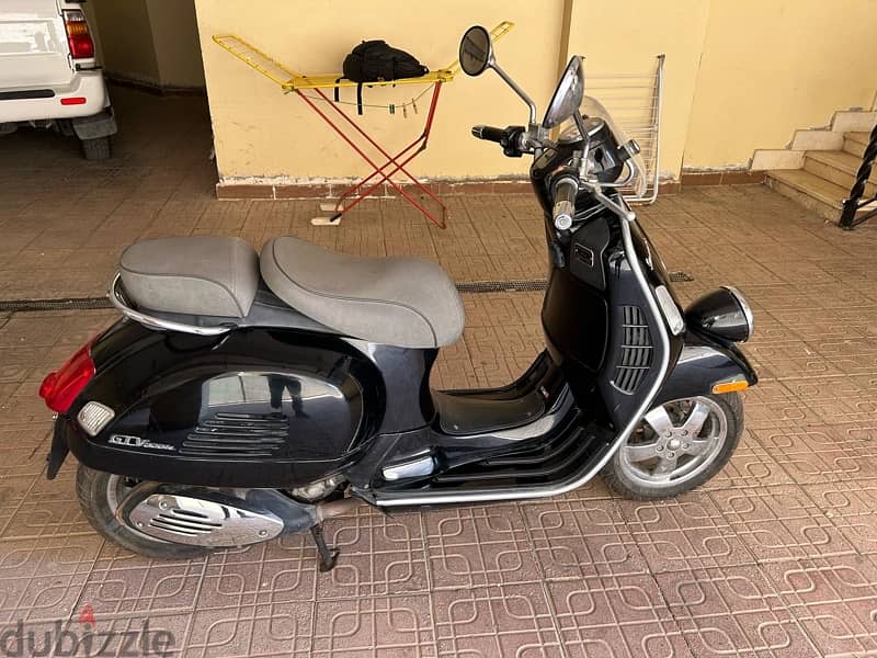 Vespa GTV 300ie (Special Edition) 1