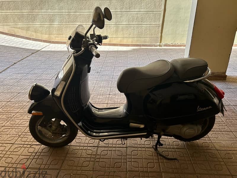 Vespa GTV 300ie (Special Edition) 8