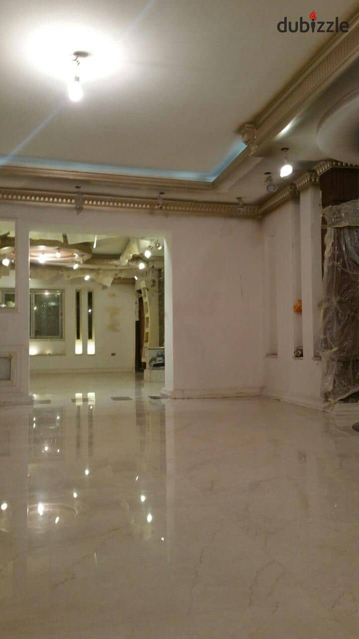 Apartment For sale,475m + 100m roor in Ibn El Hakam Sq 31