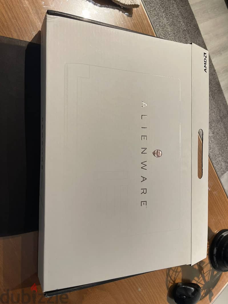 Alienware M15 R5 - Mint Condition 3