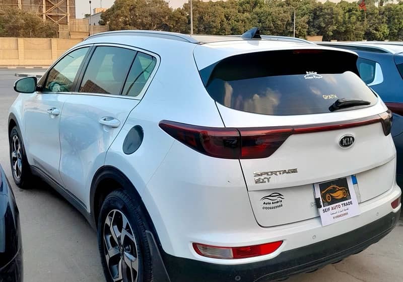 Kia Sportage 2019كيا سبورتاج أعلي فئة فابريكة بمقدم ٤٥٠ الف 5