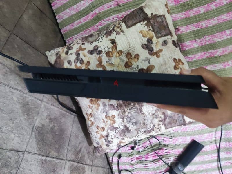 Playstation 4 Slim 3