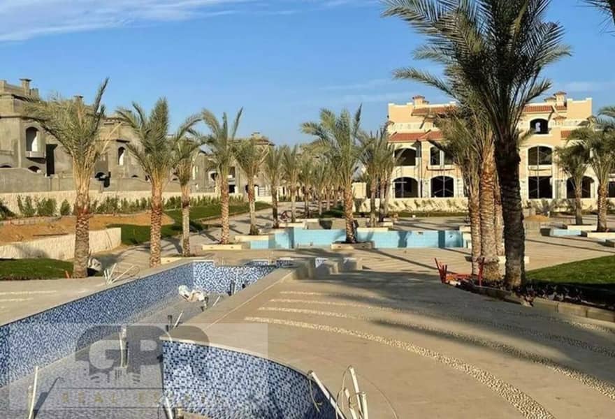 فيلا تاون هاوس للبيع في الباتيو تاون في قلب التجمع الخامس بجوار الجامعه الامريكيه - Townhouse For Sale in Patio Town IN Fifth Settlement 6