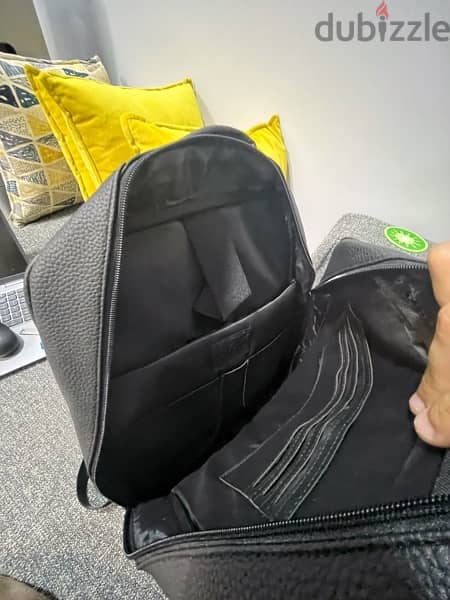 Laptop backpack شنطة لابتوب 2