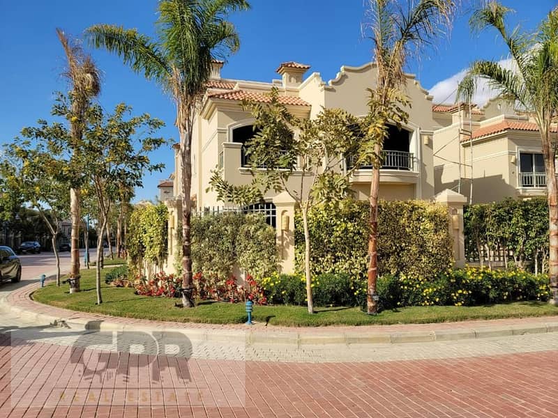 تاون هاوس استلام فوري للبيع في الشروق في لافيستا الباتيو 5 - Townhouse For Sale Ready To Move in La Vista Patio 5 5