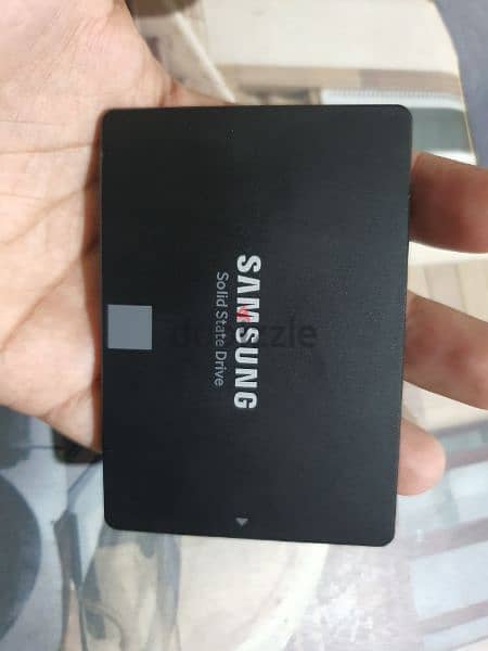 Samsung evo 870 SSD  500GB 1