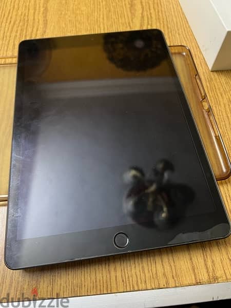 iPad 9 generation 256 GB 5