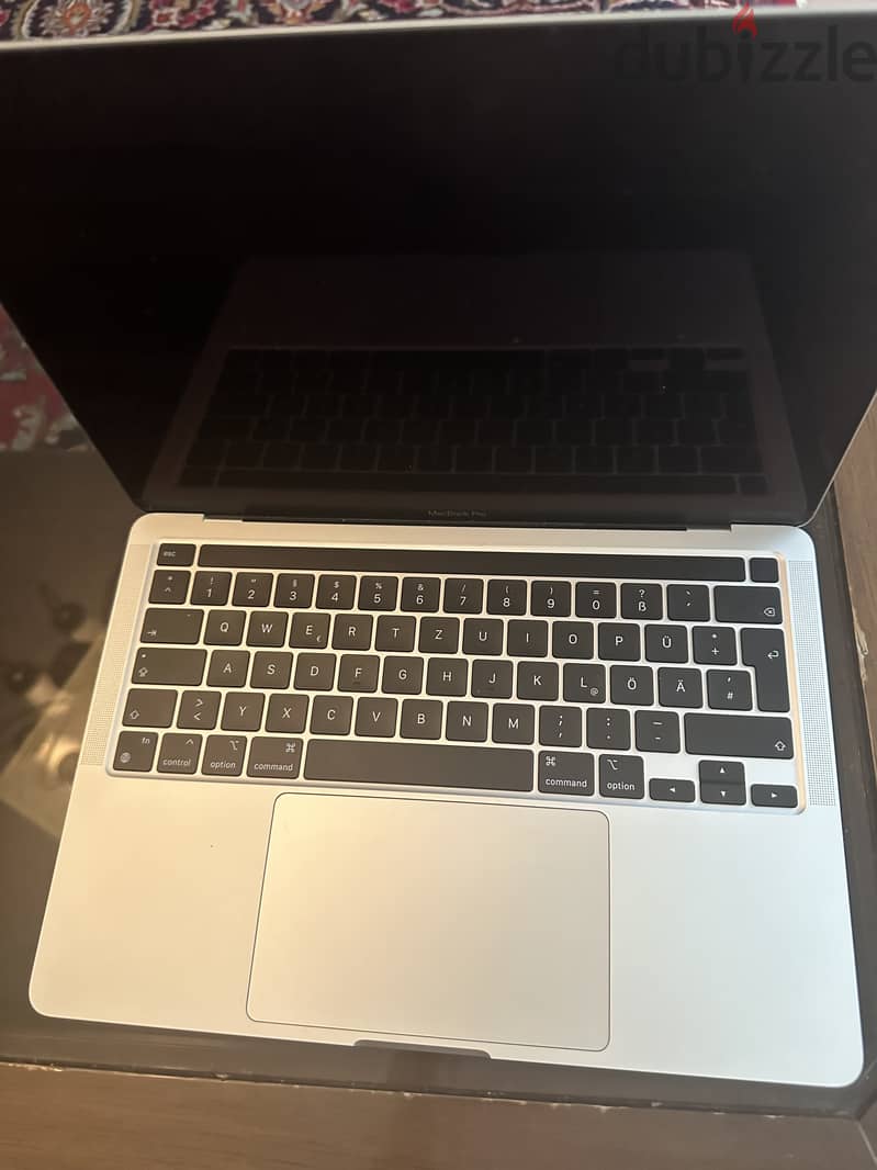 Macbook Pro M2 2022 1