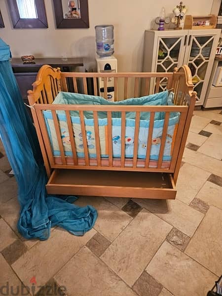 Baby Crib سرير أطفال خشب زان عالى الجودة 3