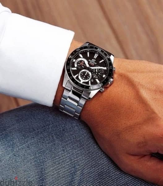 ساعة CASIO EDIFICE كلاسيك للبيع بحالة ممتازة 5