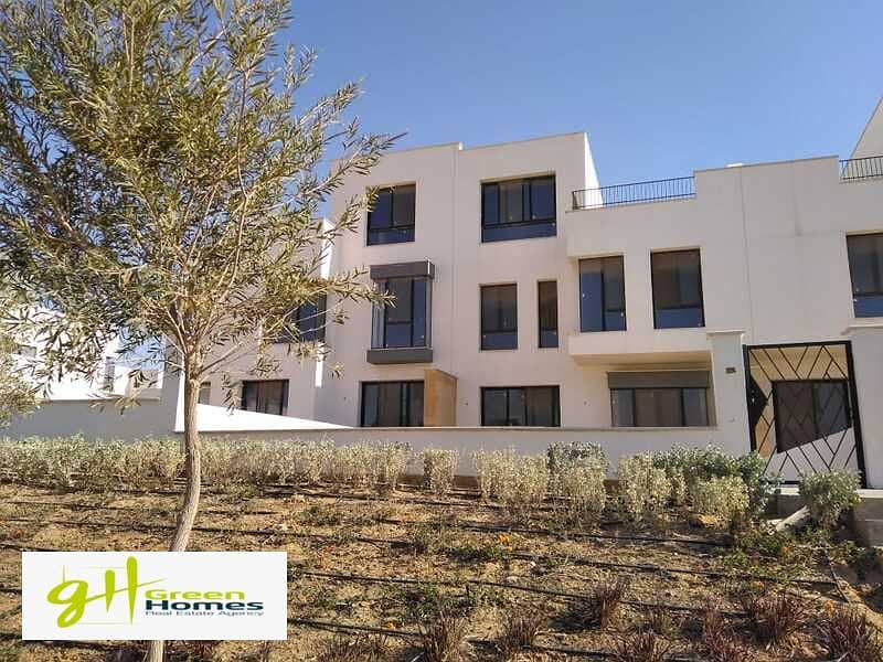 Semi finished Town house Middle for sale with very prime location in Villette sodic 9