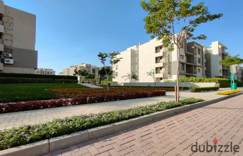 finished Apartment 170m for sale in fifth sqauer marasem new cairo 4