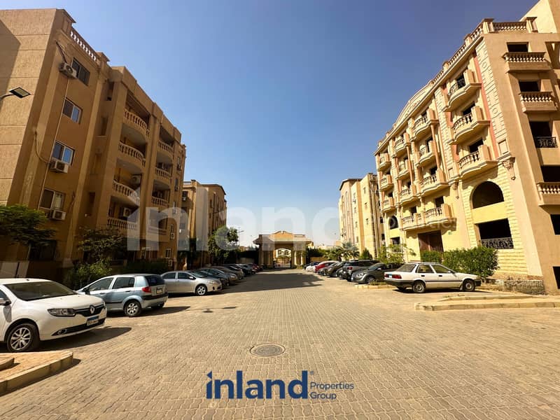 Penthouse for sale in Ashrafeya Compound, immediate receipt, next to Wadi Degla Compound and Water Way with 5% down payment and 3 years installments 6