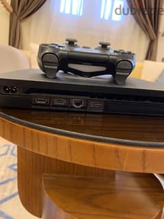 PlayStation 4 Slim 500GB Console With Controller