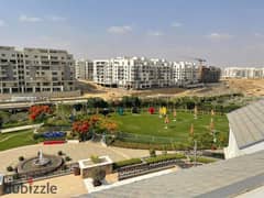 apartment for sale at mountain view icity new cairo | Ready to move | prime location | 220m