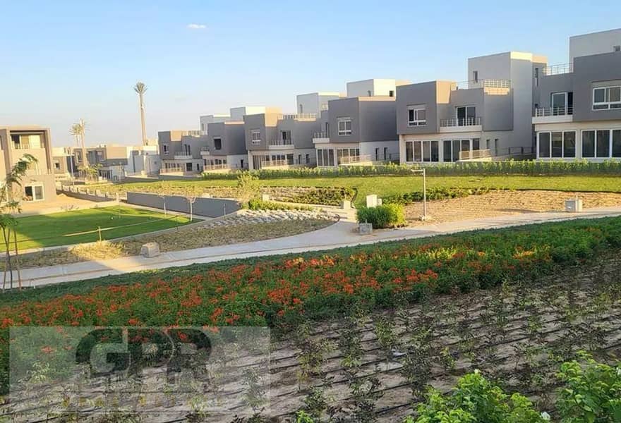 توين هاوس للبيع بسعر مميز في نايا ويست الشيخ زايد امام بيفرلي هيلز | Twin house for sale in Naia West, Sheikh Zayed, in front of Beverly Hills 2