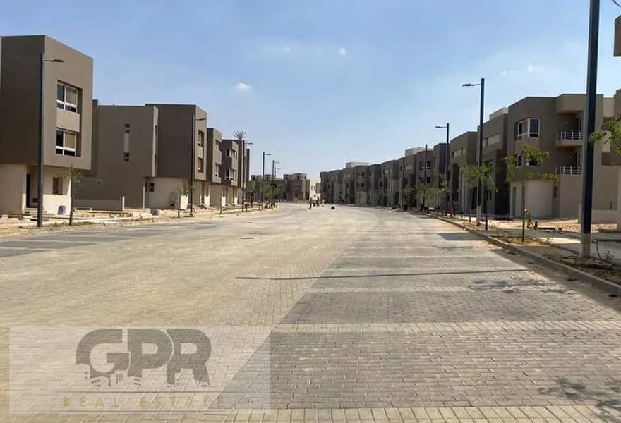 توين هاوس للبيع بسعر مميز في نايا ويست الشيخ زايد امام بيفرلي هيلز | Twin house for sale in Naia West, Sheikh Zayed, in front of Beverly Hills 5