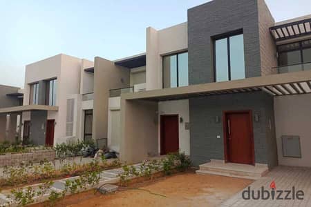 Townhouse Corner 1st Row Lagoon 151 SQM for sale  Prime Location - Close to the Central Park