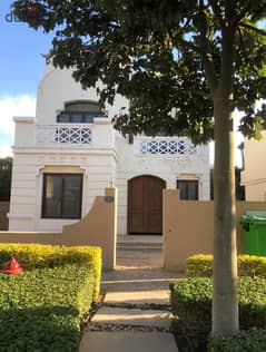 Villa for sale bua 257m - L 350 New cairo (hayde park )