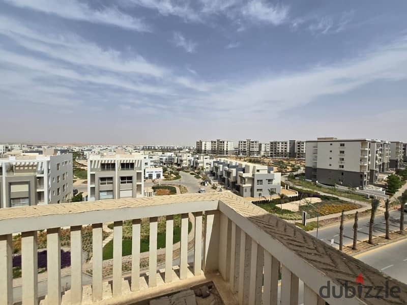 spacious apartment for rent in hyde park compound - with roof terrace شقة ايجار بكمبوند هايد بارك التجمع الخامس بجوار ميفيدا 1