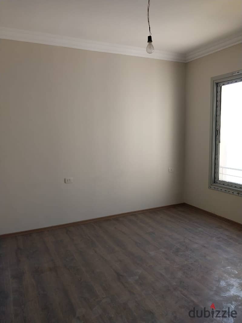 Apartment for sale at a special price in Village Gate Compound -  New Cairo - Fifth Settlement 1