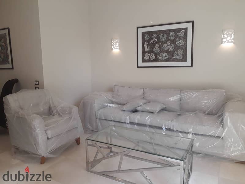 Chic furnished studio apartment for rent in village gate compound beside AUC شقة ستديو ايجار مفروش بكمبوند فيلدج جيت بالم هيلز التجمع مدد طويلة 0