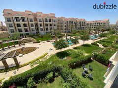 شقه 144م للبيع اكسترا سوبر لوكس بالتكييفات و المطبخ برايم لوكيشن علي اللاندسكيب luxurious apartment for sale  144m in Regent's park compound with AC's