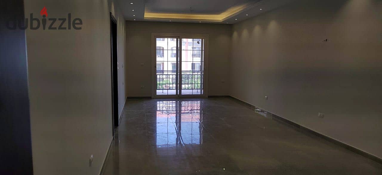 شقه 144م للبيع اكسترا سوبر لوكس بالتكييفات و المطبخ برايم لوكيشن علي اللاندسكيب luxurious apartment for sale  144m in Regent's park compound with AC's 6