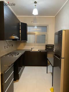 Studio fully furnished for rent in village gate - near to point 90 mall and the spot