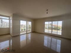 Apartment 195m ultra super lux  for rent in hyde park compound - first hand