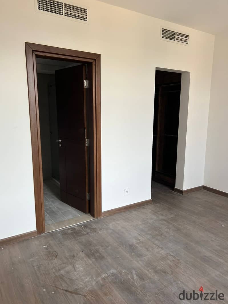 3 bedrooms apartment for rent with AC's and kitchen in Cairo festival city شقه للايجار 3 غرف بالتكييفات و المطبخ ب كايرو فيستفال سيتي 6