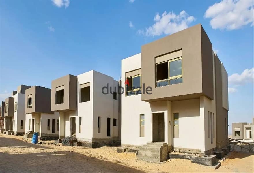 The last villa next to Al Rabwa Compound for sale directly in installments over 10 years 5