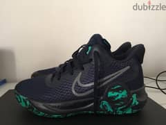 nike basketball shoes size 42