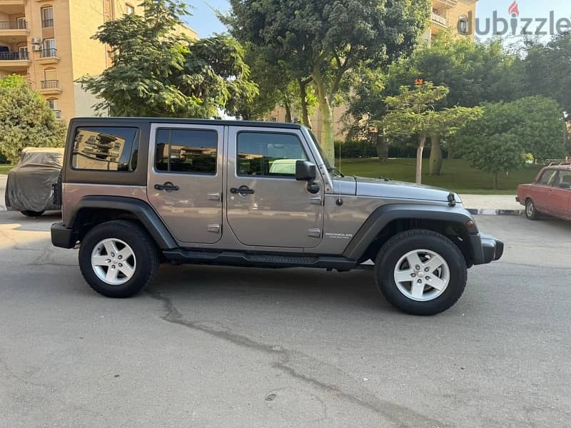 Jeep Wrangler 2015 4