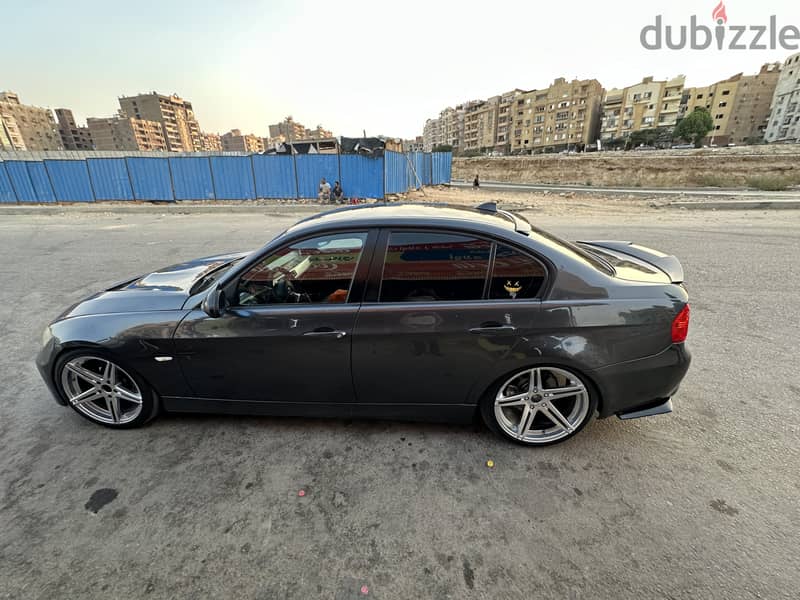 Bmw e90 320 2007 راشه حزام قابل للازاله  عدا السقف(فابريكا) 7