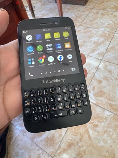 blackberry Q5