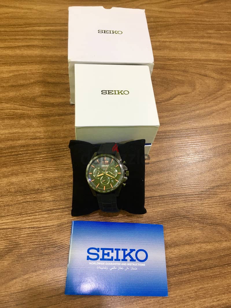 سيكو جديدة لم تستعمل 8900 ج Seiko SSB351P1 3